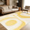 1pièce tapis circulaires abstraits ondulés blanc cassé jaune chaud pour le salon, doux et confortable, convient à toutes les saisons, facile à entretenir, tapis de sol intérieur lavable à la machine, sous la table de ferme convenant à la salle à manger, à la chambre à coucher, au vestibule, .. .