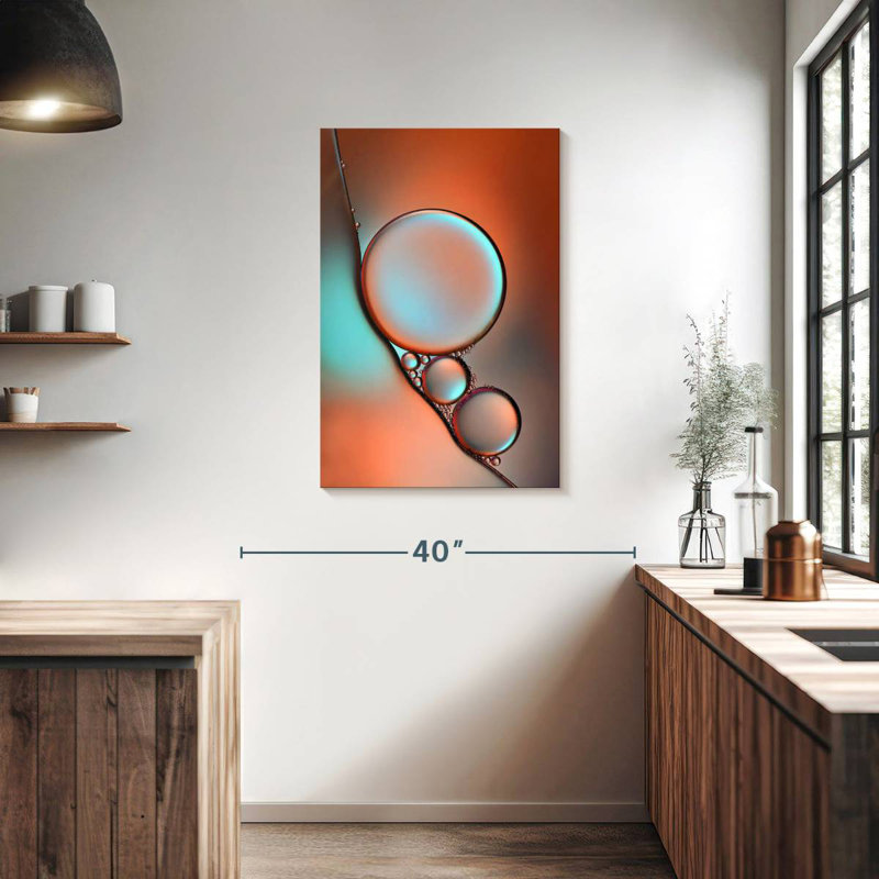 Avery Glimmer, 36" H x 24" W
