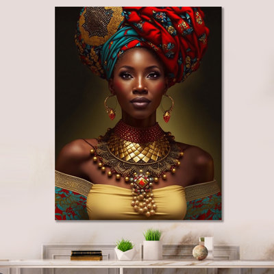 " African Queen With Tradtional Golden Necklace II "