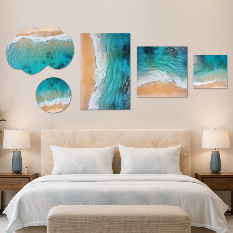 «Blue Tranquility Beach Aériel View III», art mural sur toile surdimensionné 5 pièces (100 po x 40 po), Metal + Canvas