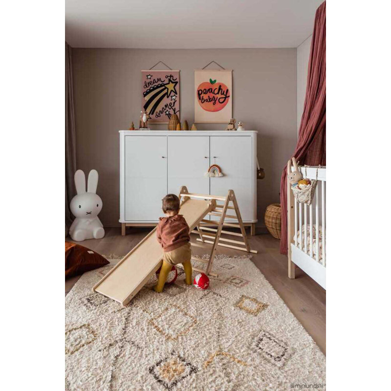 Kaarol Earth Cotton Moroccan Area Rug in Olive/Soil Brown/Ivory, Rectangle 6'6.74" x 9'10.11"