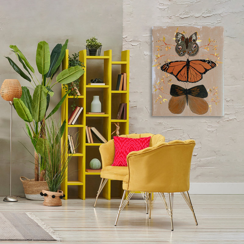 «Butterfly Collage Symmetry», art mural par Kara Keller Designs, H 40 po x l 30 po