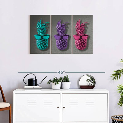 «Three Trendy Pineapples», reproduction sur toile
