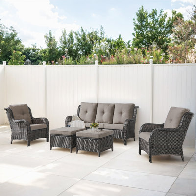Ensemble de patio complet en osier avec coussins 5 pièces Bonia