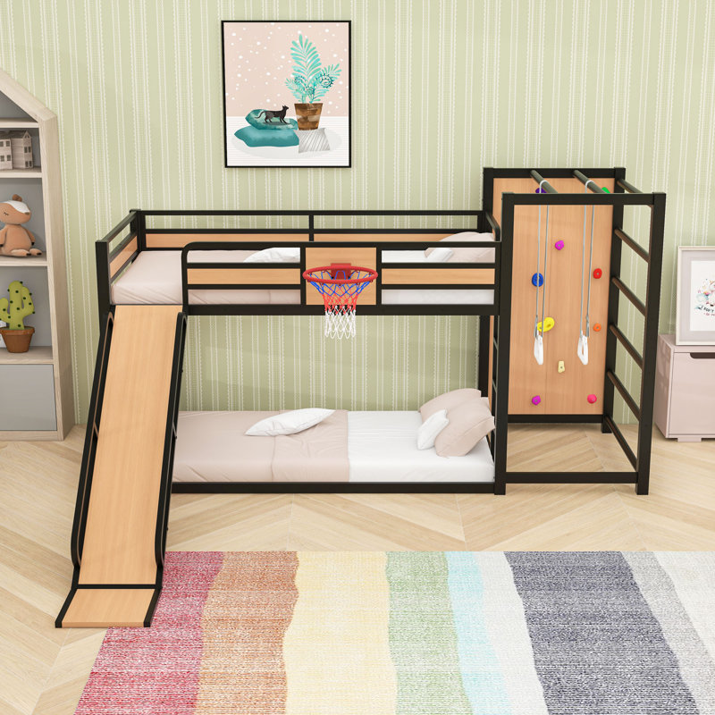 Lit superposé simple TG au-dessus de simple TG avec tablettes, glissade, panier de basketball, mur d'escalade, anneaux rétractables et garde-corps