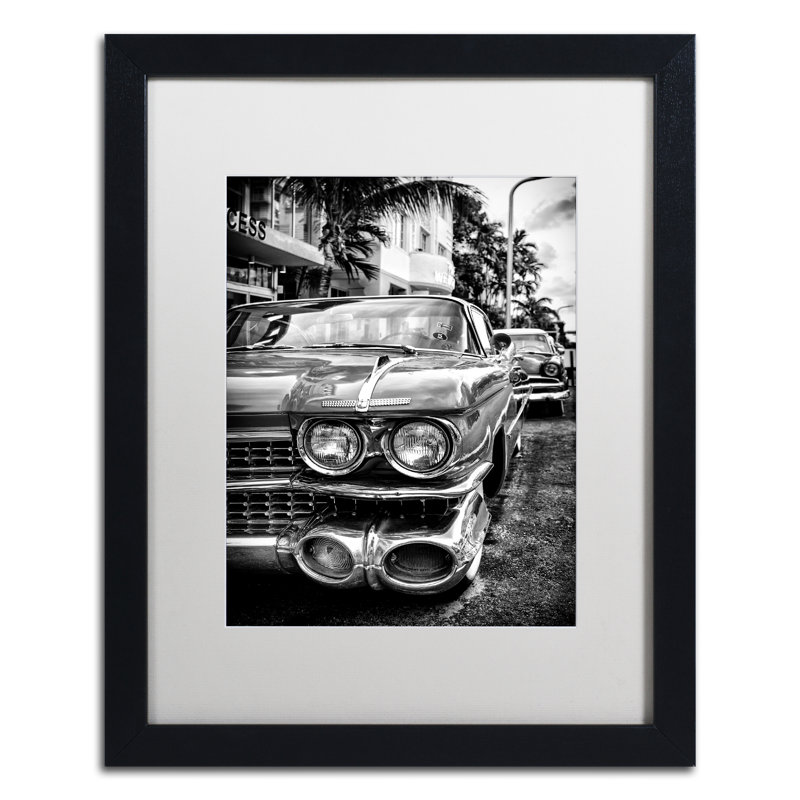 « car miami » par philippe hugonnard,, reproduction de photo encadrée, H 20 po x l 16 po x P 0,5 po, Blanc mat