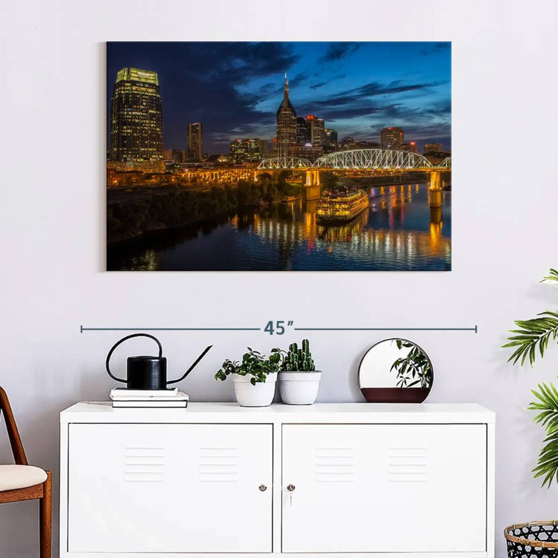 Rorry Nashville Night, 26" H x 39" W