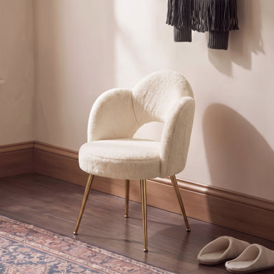 Tabouret de coiffeuse avec dossier en fourrure et pieds dorés