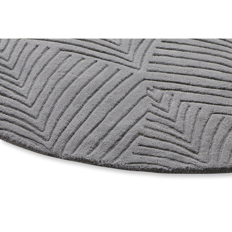 Folia Wool Chevron Area Rug in Gray, Round 6'7"