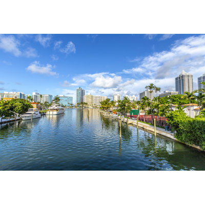 Oisin Miami Beach - Wrapped Canvas Print