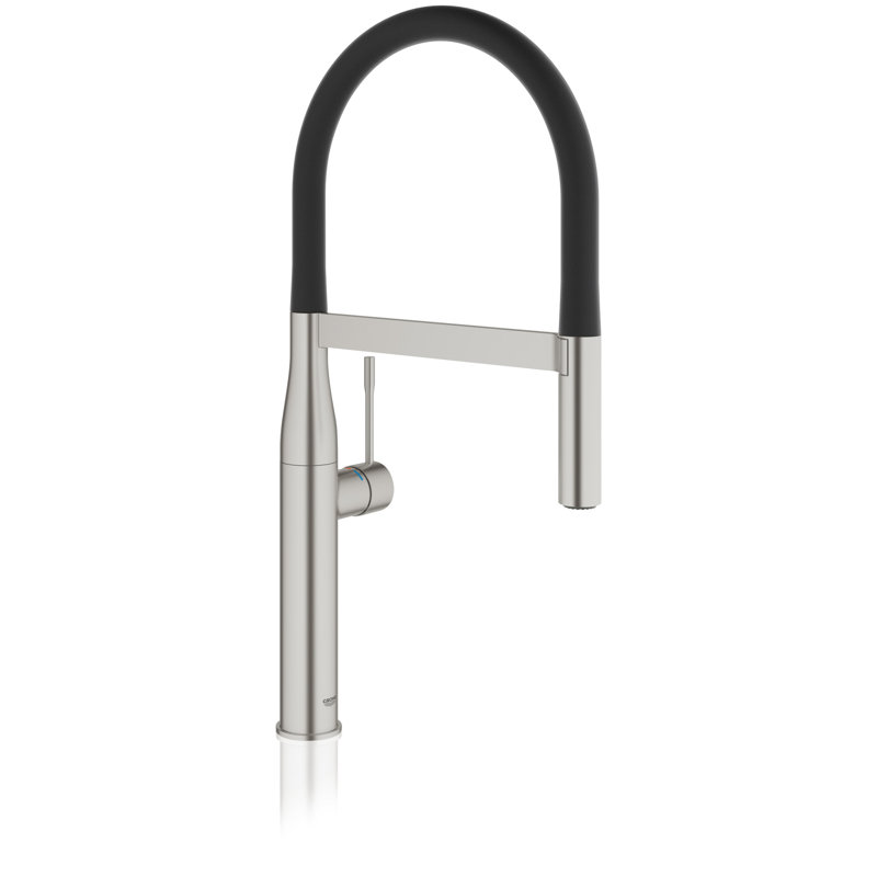 Robinet de cuisine à poignée simple Essence New avec SilkMove® et avec accessoires, Acier hyper durable