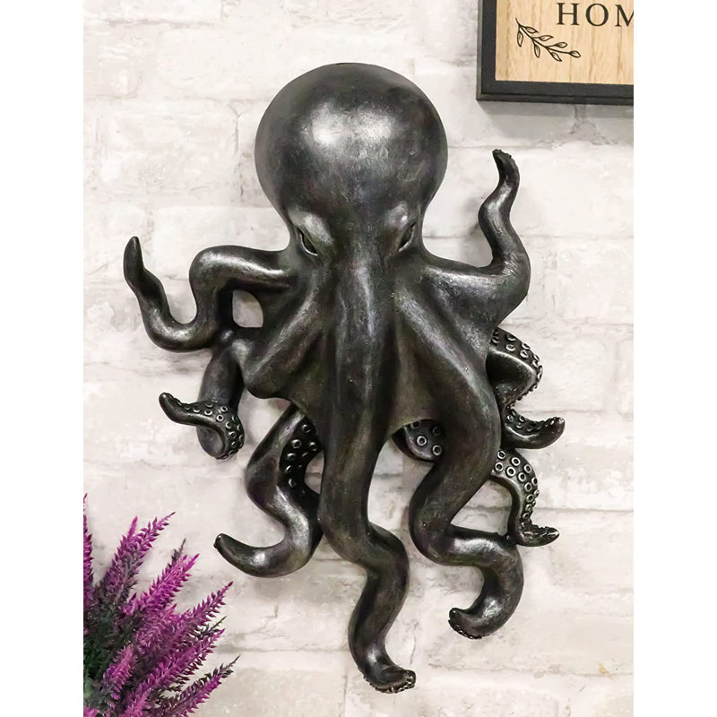 Helki Figurines & Sculptures