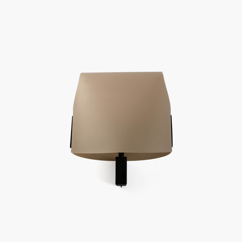 Luang Wall Lamp, Camel