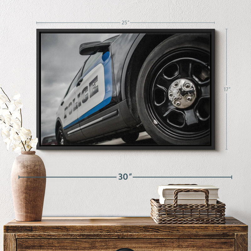 Impression sur toile Police, H 17 po x l 25 po