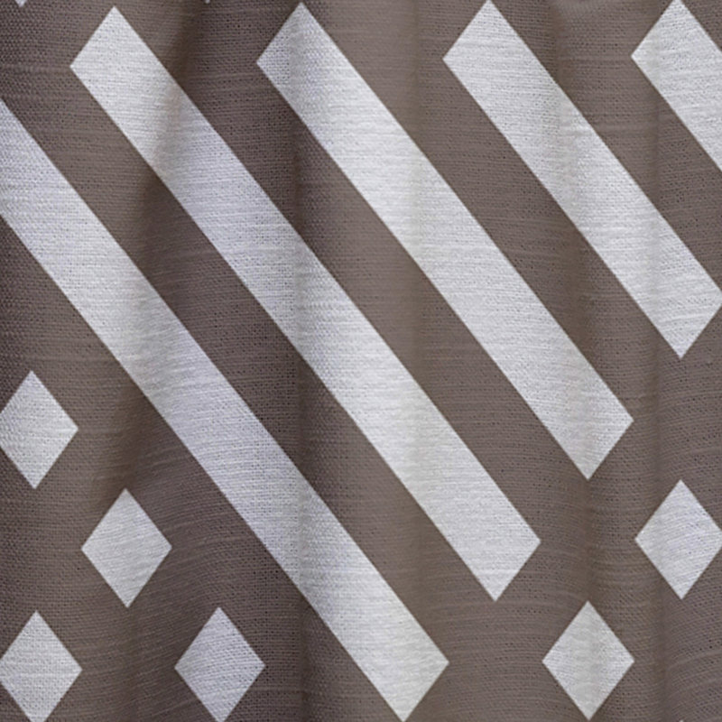 Motif triangulaire blanc et noir Arlecia - Rideau à motif - Velours obscurcissant - 1 panneau, L 52 po x L 90 po