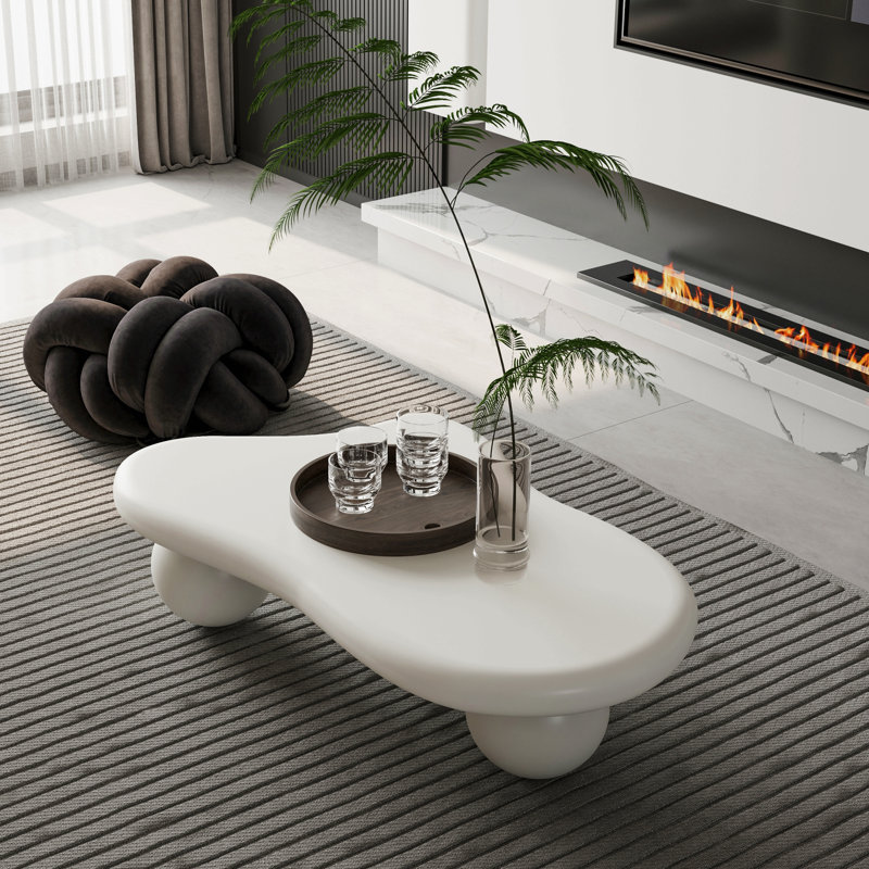 Table basse de 40 pouces en forme de nuage avec 3 pieds sphériques pour le salon, blanc crème, 11.7" H x 40" L x 26.8" "W