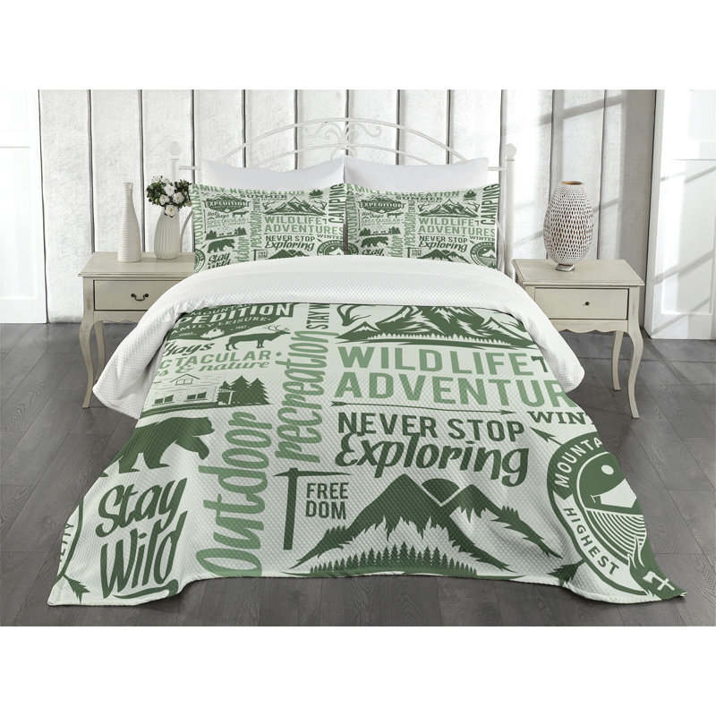 White Quilted Queen Bedspread Set with Pillow Shams