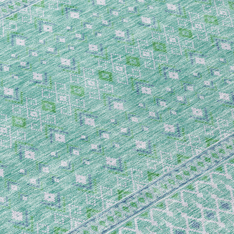  Bhavya Area Rug, Rectangle 2'6" x 3'10"