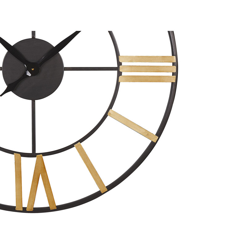 Hua Metal Wall Clock