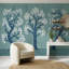 Papier peint stylisé avec fleurs blanches et bleu sarcelle sur fond bleu-1995414106-1995414107