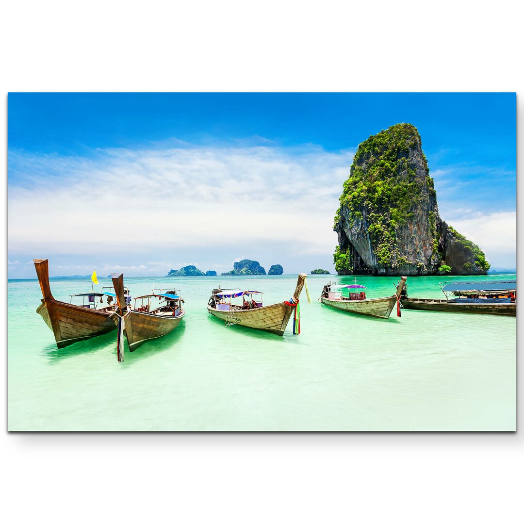 Leinwandbild Longtale Boote am Strand von Phuket  Thailand