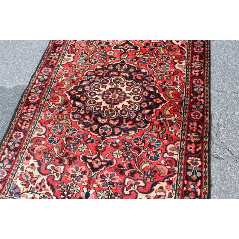 Tapis décoratif en laine rouge noué à la main de conception unique 3 pi 8 po x 5 pi 5 po Briya
