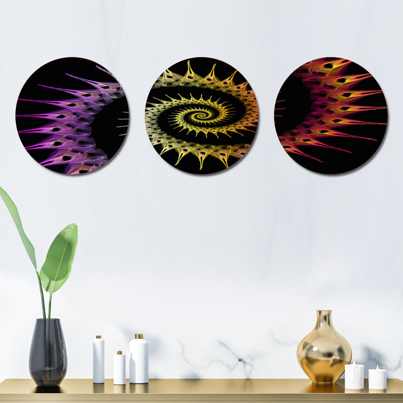 Modern Abstract Wall Decor on Metal