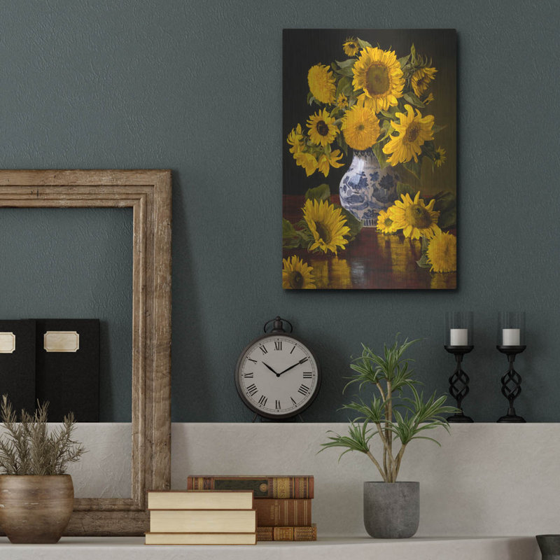 «Sunflowers In Blue & White Chinese Vase» par Christopher Pierce, art mural en métal, 12 po x 16 po, H 16 po x l 12 po