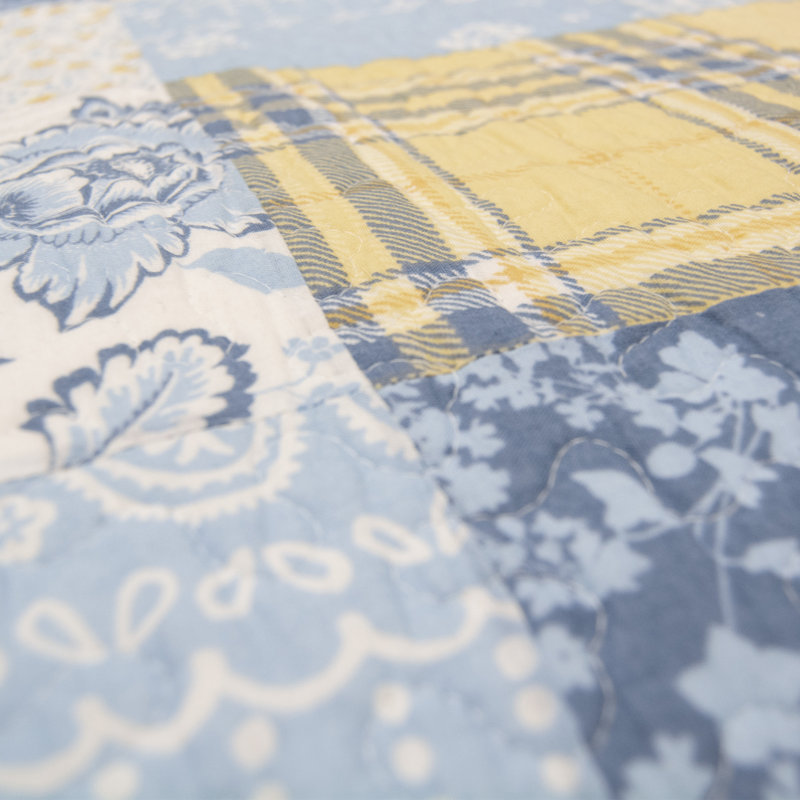 Donna Sharp Spring Flower 3PC Shabby Chic Pieced Cotton King Quilt Set, King Quilt + 2 King Shams