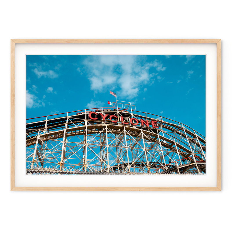 Cyclone Roller Coaster - Photographie de cadre photo sur papier, H 28,5 po x l 40 po, Encadré naturel