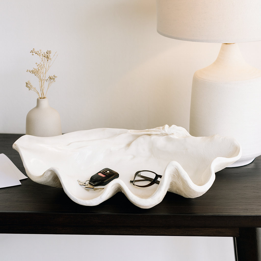 Bequette Resin Polyresin Coastal Decorative Clam Shell Bowl with Sculptural Wavy Rim - Elegant Modern Accent Bowl for Display or Storage - Stylish Textured Centerpiece for Home Decor Dovecove 