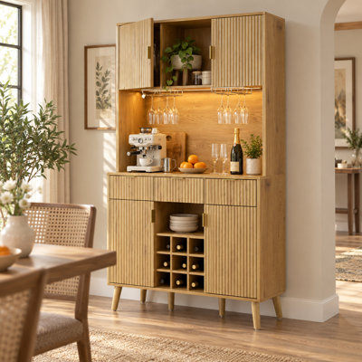 Armoire de cuisine de 183,7 cm de haut avec prise électrique et éclairage DEL, meuble-bar à café avec 3 tiroirs et casier à vin de 9 bouteilles.