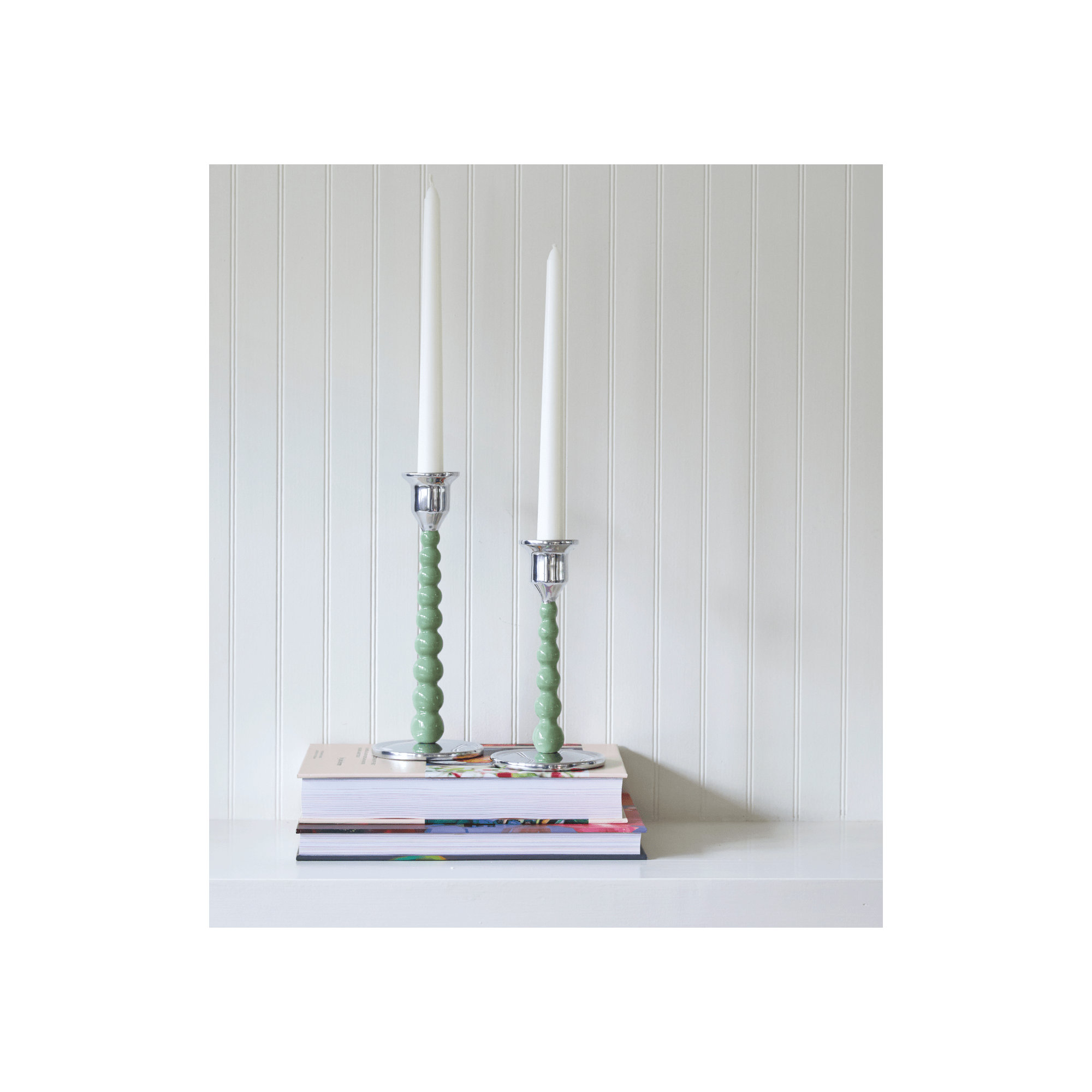 Pearled Aluminum Tabletop Candlestick, 6.74" H x 3.54" W x 3.54" D, Green