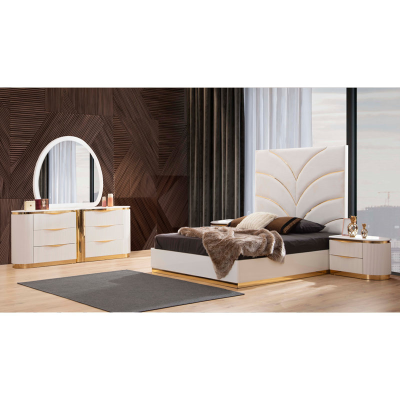 Eward 5-N Piece Bedroom Set, King