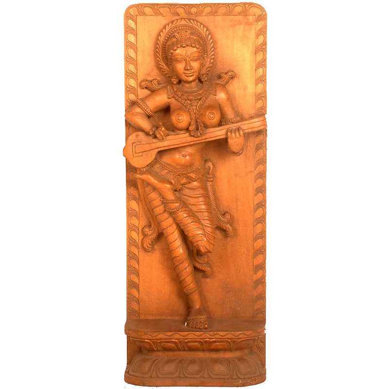 Surasundari avec Vina