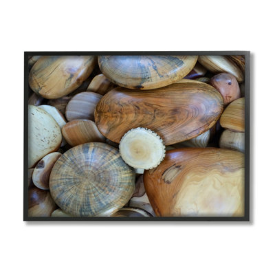 "Wood Stones", photographie de nature encadrée sur bois par Graffi *, photographie de Tee Studios