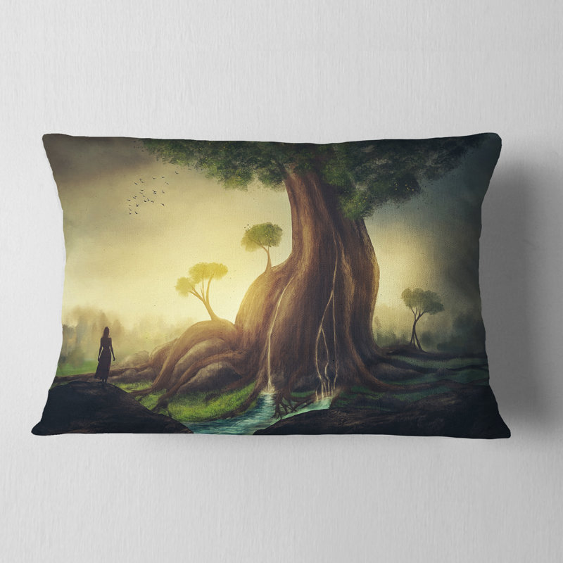 Coussin lombaire abstrait arbre géant avec femme