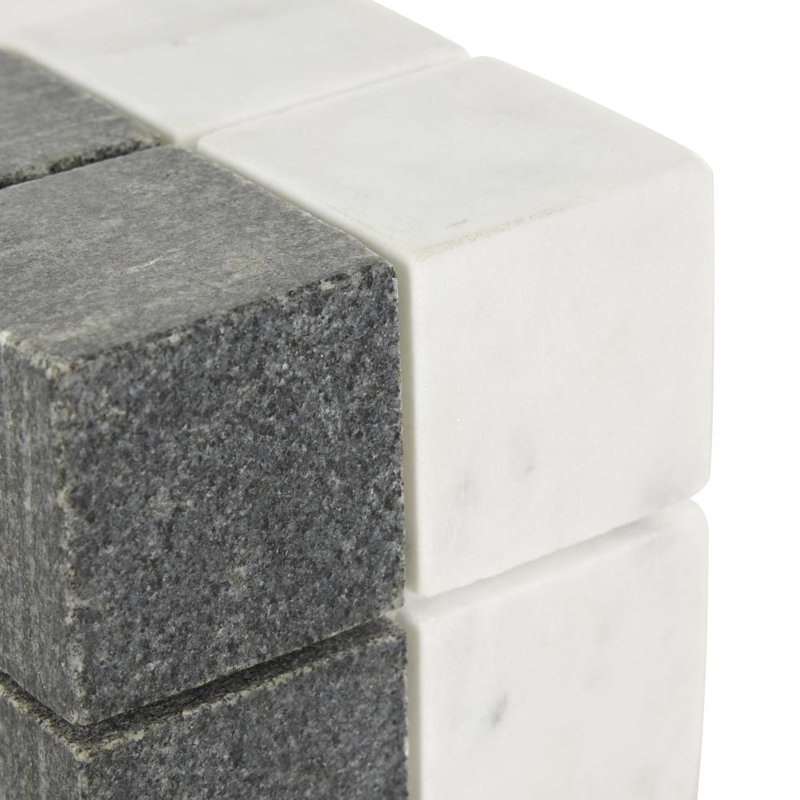 Sculpture Cole and Grey Dice