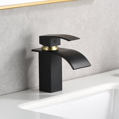 Robinet de lavabo de salle de bain moderne en acier inoxydable 304 sans plomb Sumerain