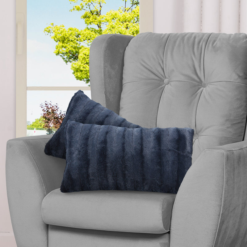 Housse et coussin rectangulaire imitation fourrure Swampscott, bleu