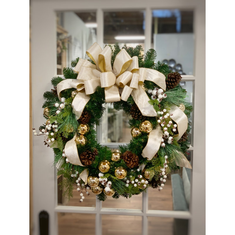 Decorated Pine Holiday Wreath