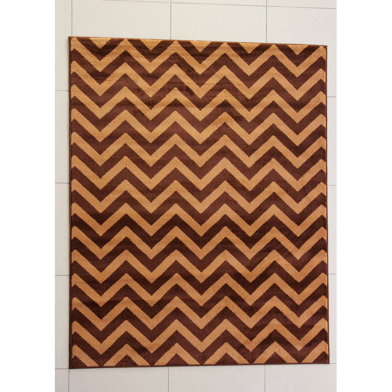 Tapis brun Dieng, 5 pi 3 po x 7 pi 2 po