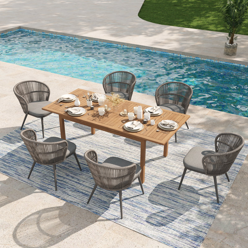 Ensemble repas extensible pour 6 personnes avec coussins Brittenham, Structure grise / coussin gris clair