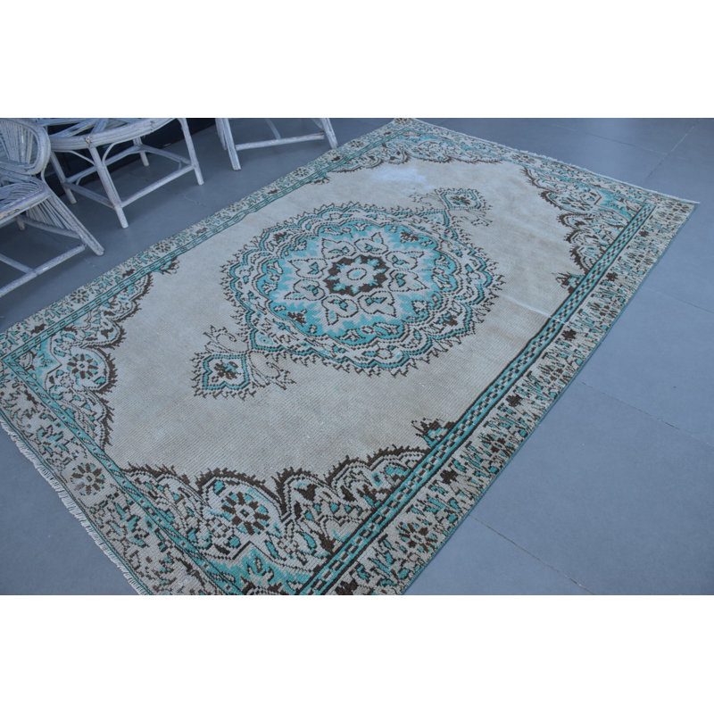 Tapis turc bleu et beige fabriqué à la main à motif floral traditionnel pour décoration intérieure rétro