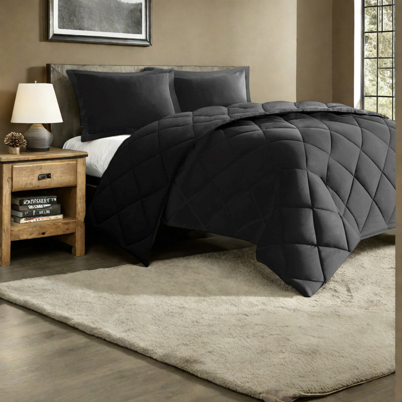 Cozy King Bedding Sets, Reversible Polyester Comforter, Modern Bedroom Essential