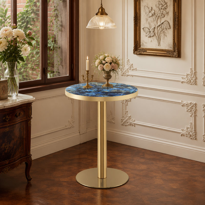 Panneau de fibres à densité moyenne rond de 23,6 po recouvert d'un comptoir de peinture UV, texture marbre, bordure en acier inoxydable, pieds de table en métal, table basse moderne et luxueuse.