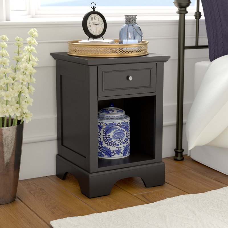 Screven 18'' W Nightstand, Ebony