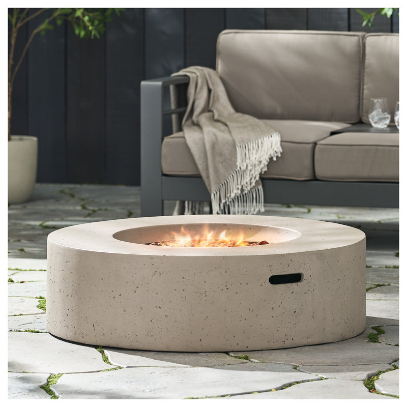 Foyer d'extérieur au propane en béton rond de 50 000 BTU - gris clair pour patio et cour arrière