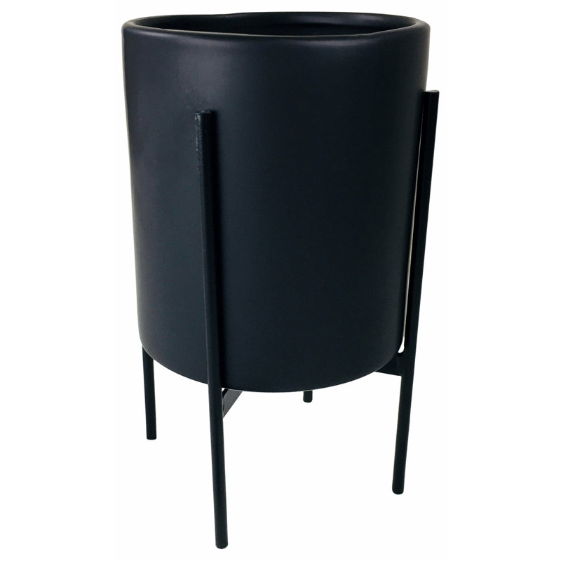 Jett Ceramic Pot Planter