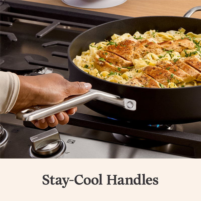 Hard-Anodized Nonstick 5-Qt. Saut Pan with Lid